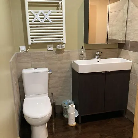 La Mezzanine Apartment *