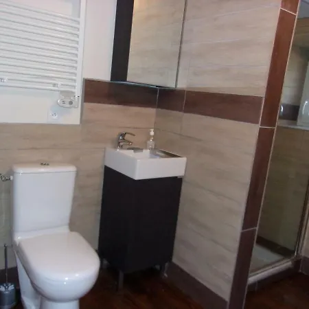 La Mezzanine Apartment